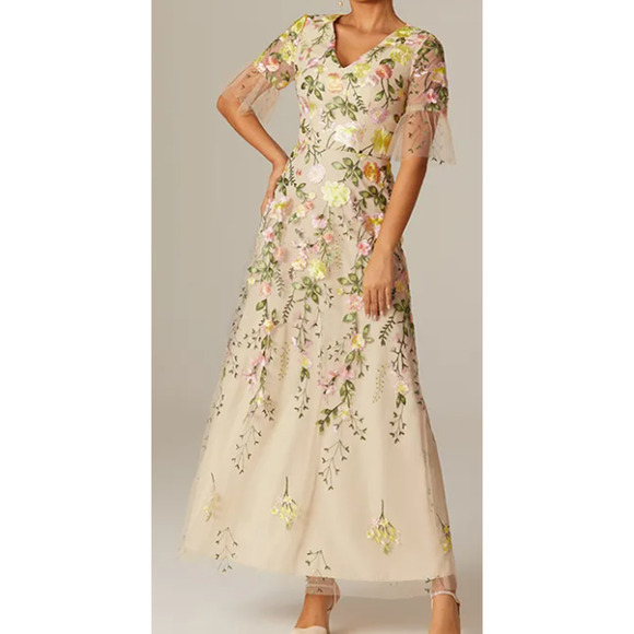 AW BRIDAL 16 2X Plus Cream Carole Floral Embroidered Formal Party Maxi Dress b24 - Picture 1 of 8